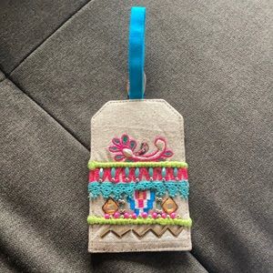 Decorative luggage tag